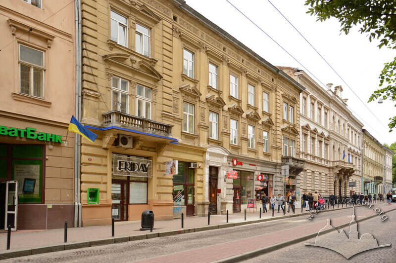 Вул. Січових стрільців, 17. Головний фасад будинку