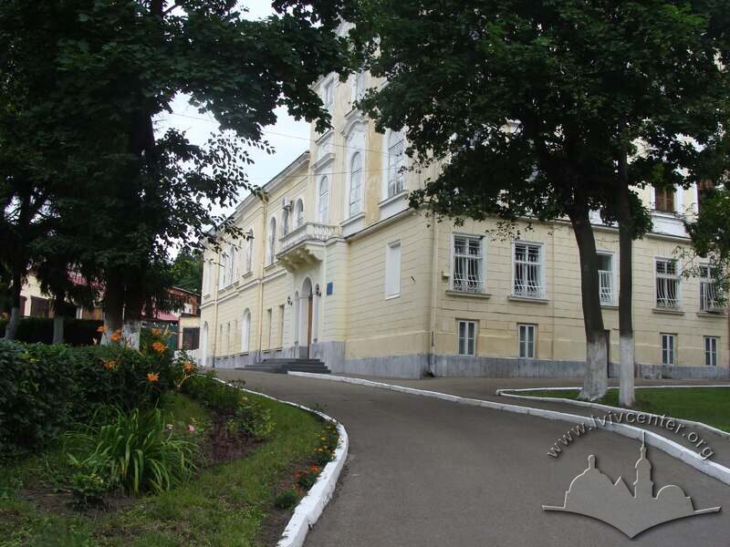 Вул. Лисенка, 15. Вигляд з південного заходу