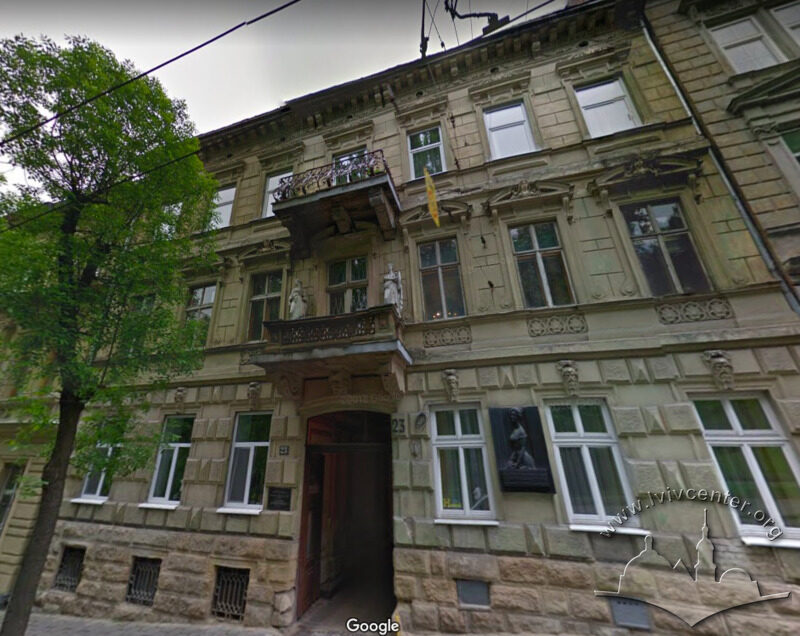 krushelnytskoi.png