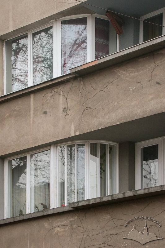 43-03-09--32-picture-8.jpg