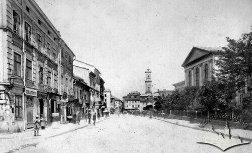 Вид з вулиці Баторія в бік площі Ринок. 1890 р.