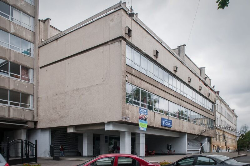 43-02-10--08-picture-1.jpg