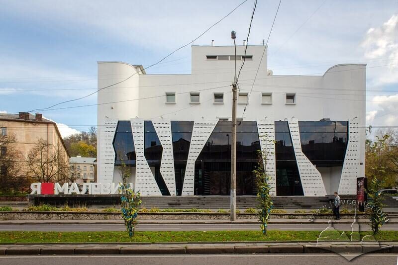 42-04-21--02-picture-4.jpg