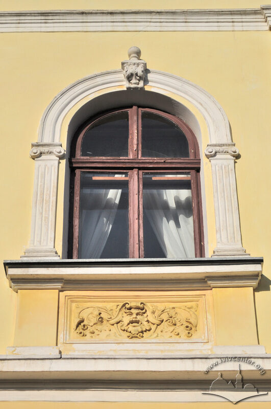 43-11-01--152-picture-11.JPG