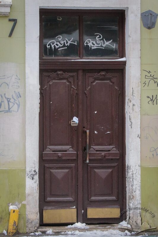 41-02-01--07-picture-5.jpg