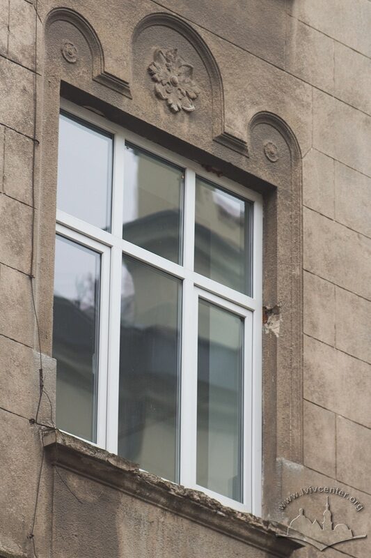 43-03-24--01-picture-4.jpg