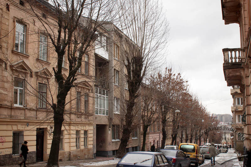 43-06-11--26-picture-2.jpg
