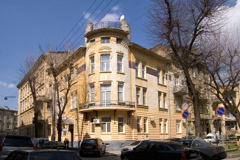Вул. Академіка Богомольця, 3. Загальний вигляд будинку