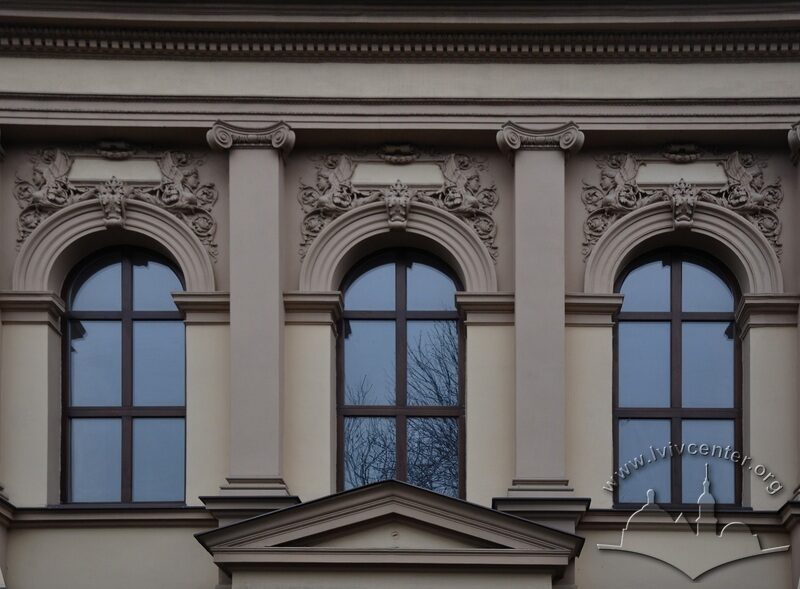 43-02-22--09-picture-10.jpg