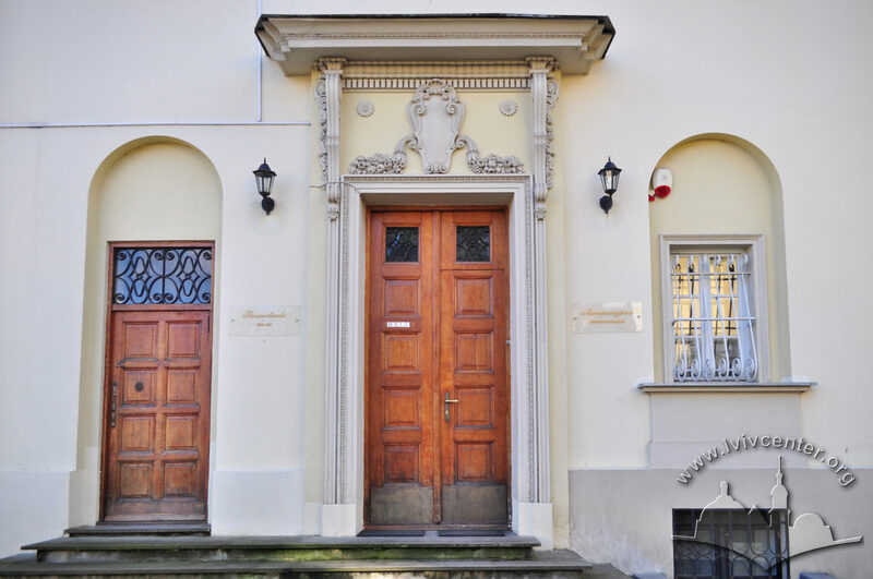 43-11-01--150-picture-8.JPG