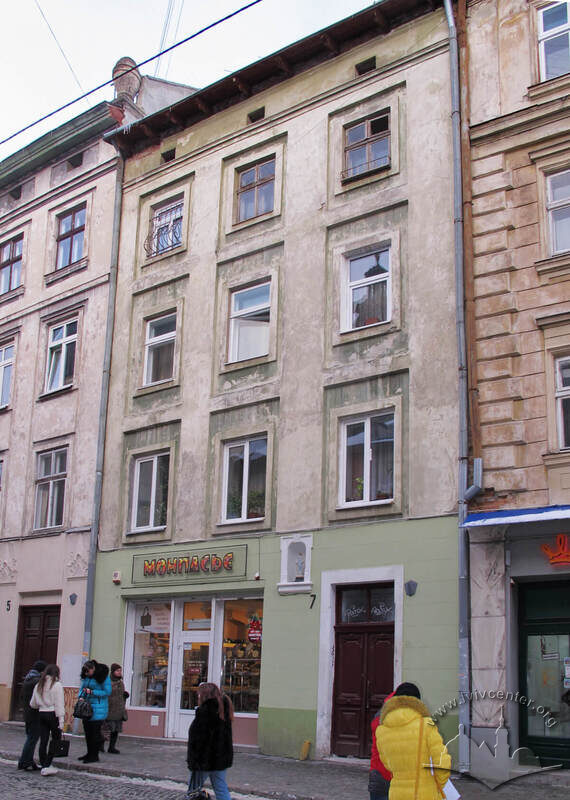 Вул. Галицька, 7. Головний фасад будинку