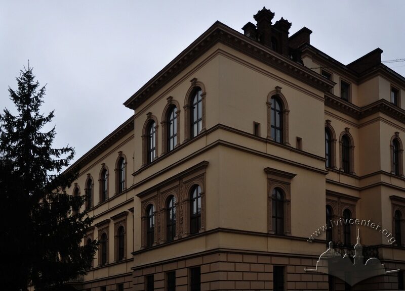43-02-22--09-picture-2.jpg