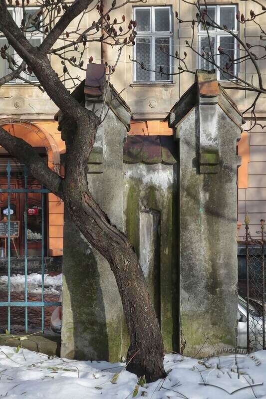 43-03-03--04-picture-7.jpg
