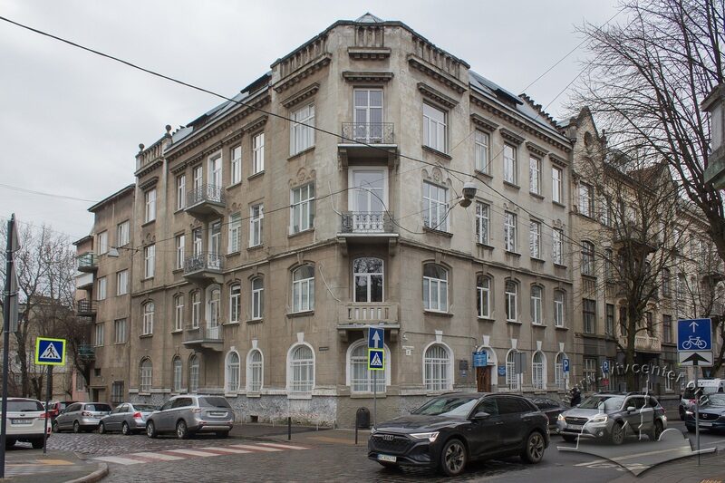43-03-24--01-picture-1.jpg