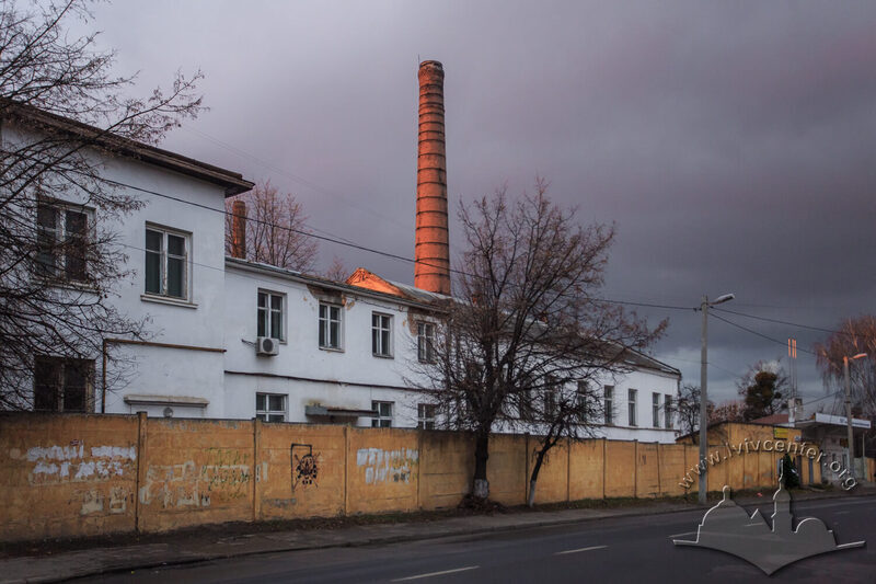 Вул. Хмельницького. Орієнтовно тут розміщувалася фабрика Зиґмунта Рукера у міжвоєнний період.