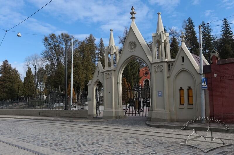43-11-28--lychakiv-picture-1.JPG