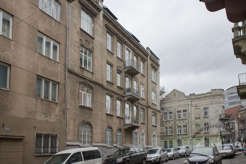 43-03-24--01-picture-2.jpg