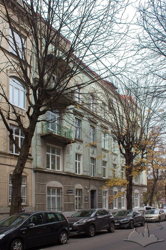 43-03-24--007-picture-2.jpg
