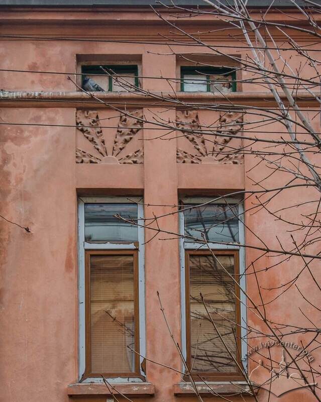 Вул. Вишенського, 29.