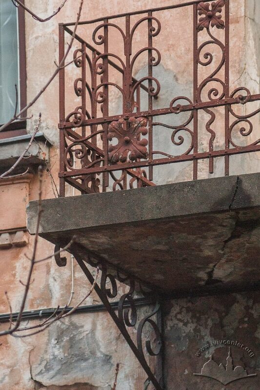 Вул. Вишенського, 20. Фрагмент балкону