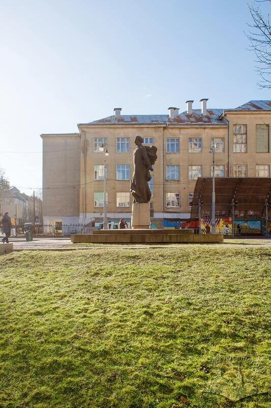 43-05-01--s01-picture-5.jpg