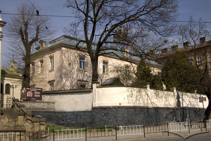 Вул. Личаківська, 49. Вигляд будинку з півдня