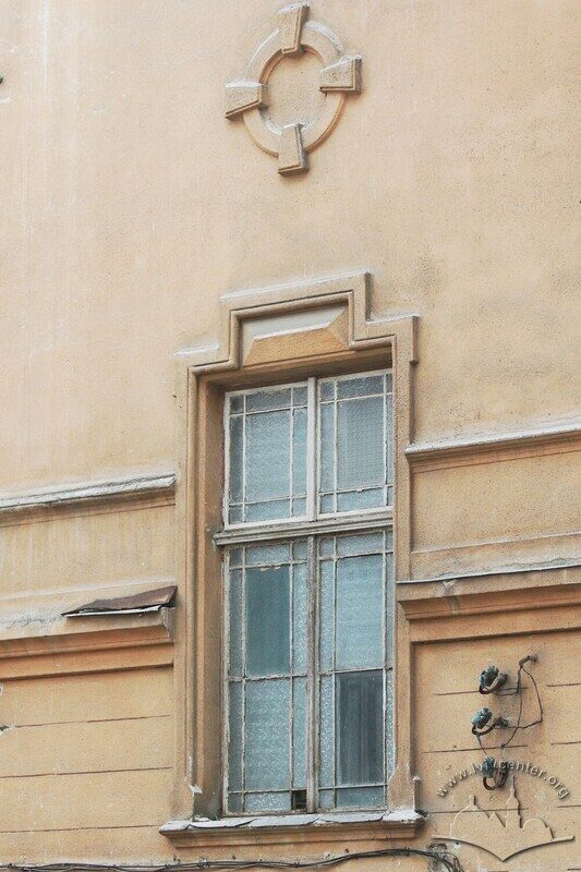 43-03-04--005-picture-21.JPG