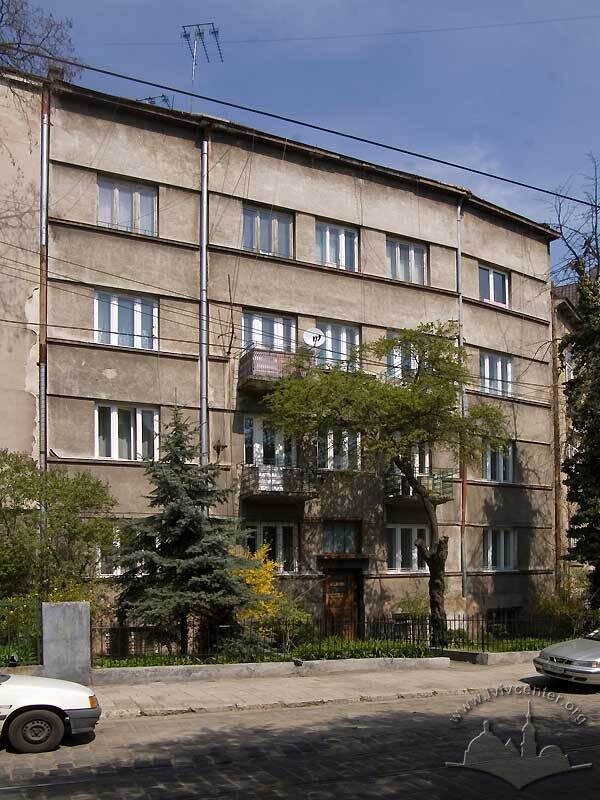 Вул. Котляревського, 14. Головний фасад
