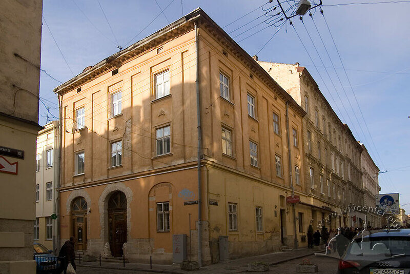 Вул. Сербська, 8. Загальний вигляд будинку