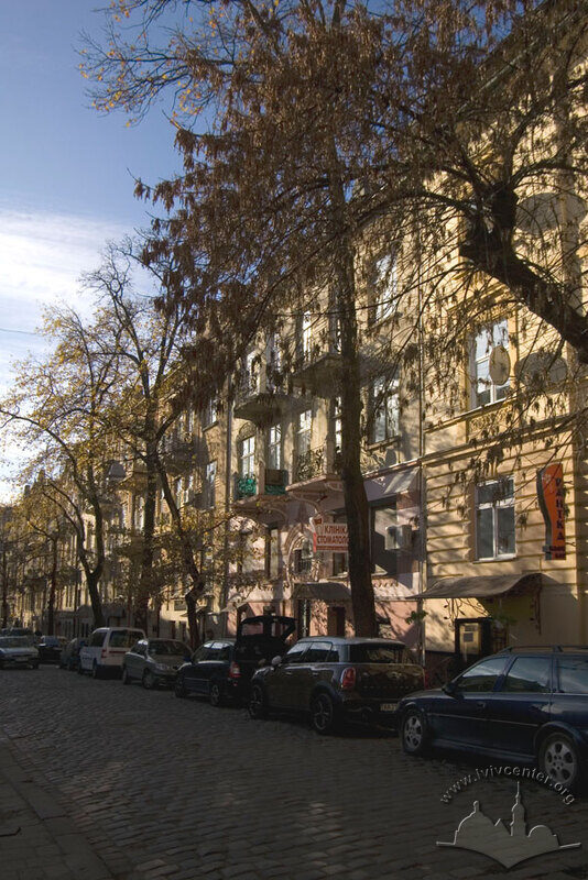 Забудова парного боку вул. Глибокої.
