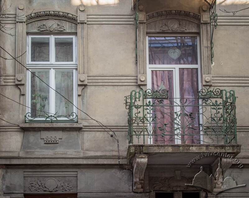 43-03-30--02-picture-6.jpg