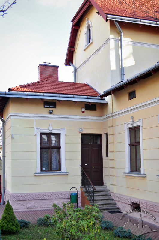 43-11-01--152-picture-7.JPG