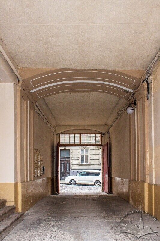 43-09-01--05-picture-6.jpg