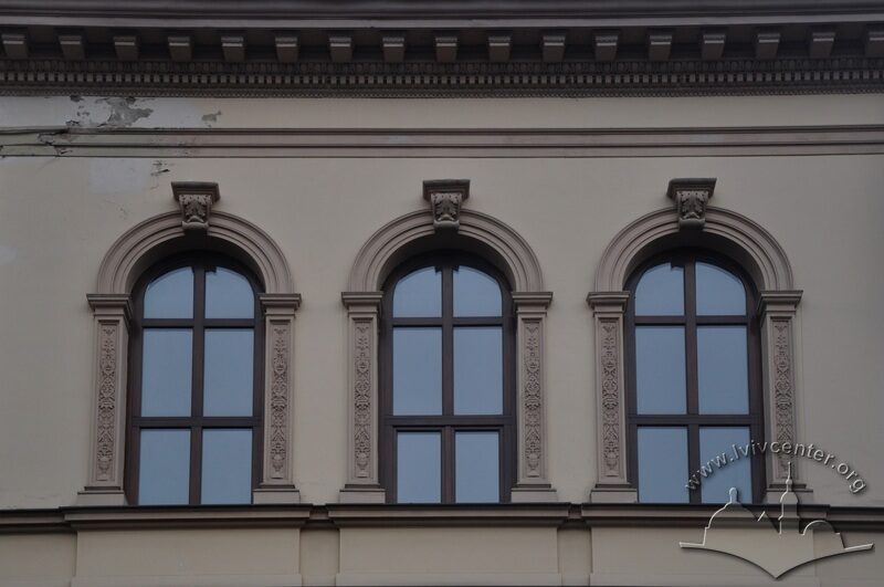 43-02-22--09-picture-11.jpg