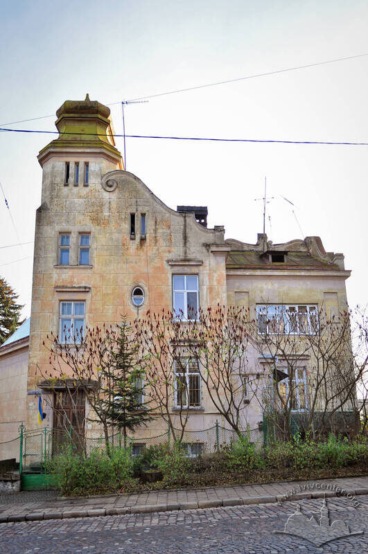 43-11-01--127-picture-6.JPG