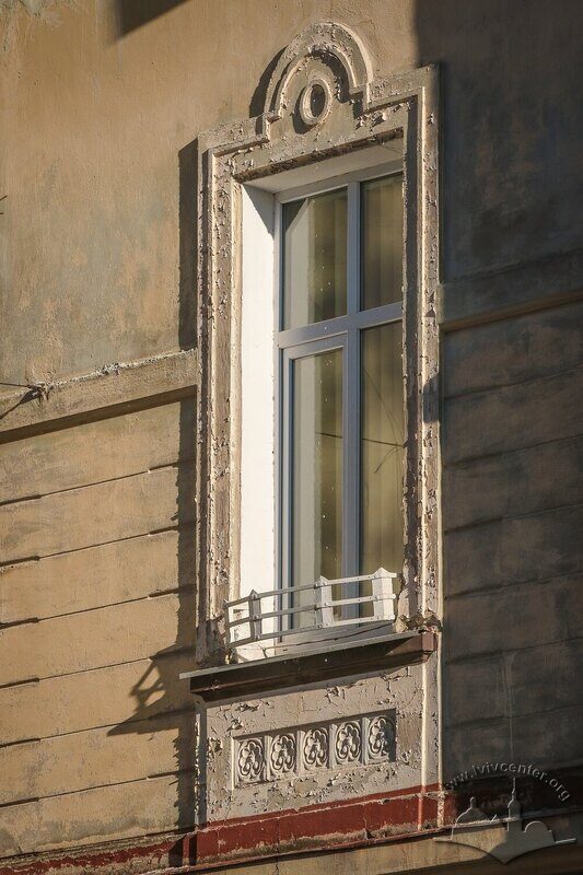 43-03-09--39-picture-9.jpg