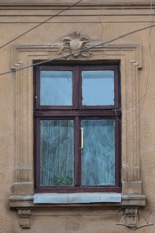 41-05-02--07-picture-7.jpg