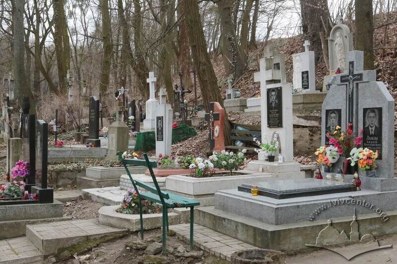 Знесінський цвинтар при вулиці Заклинських