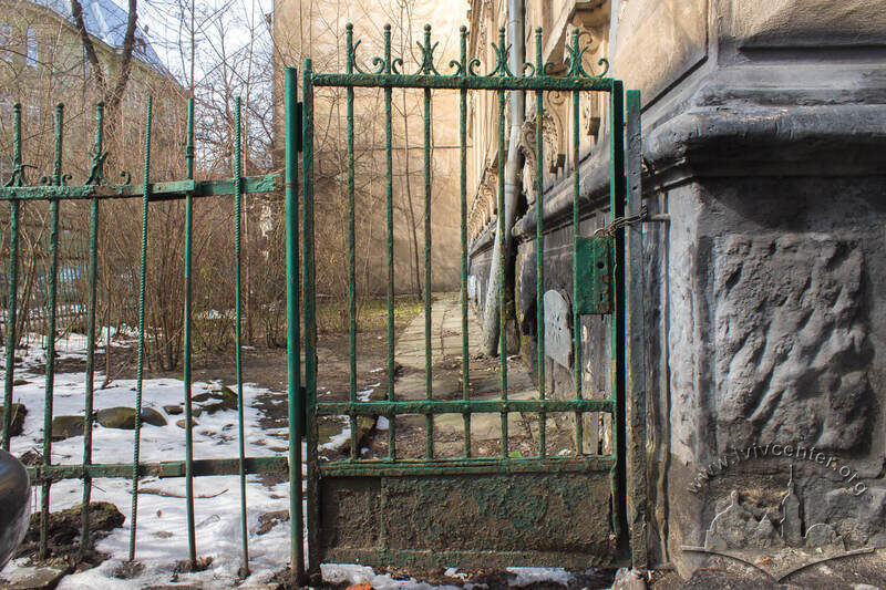 43-11-06--023-picture-12.jpg