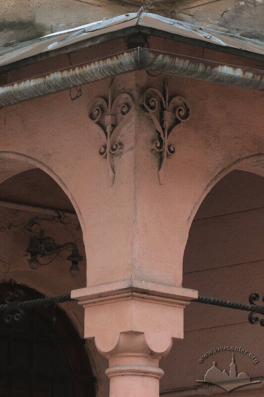 43-03-04--005-picture-5.JPG