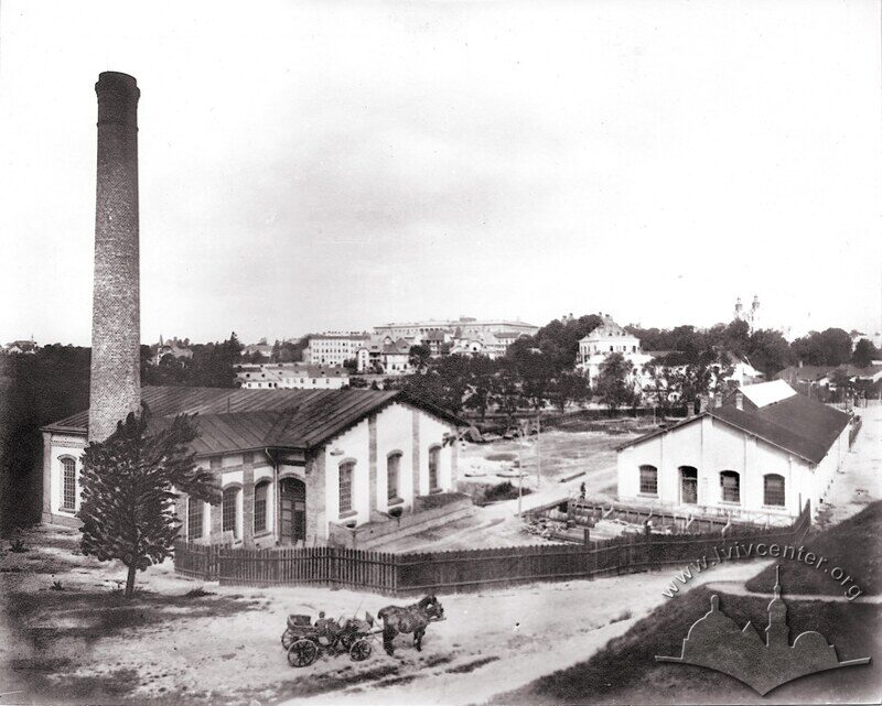 Електростанція постійного струму.  Фото 1894 р. Вид з вул. Героїв Майдану (Kadecka)