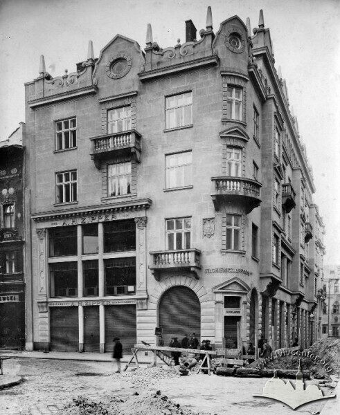 Будинок універмагу у 1912 р.