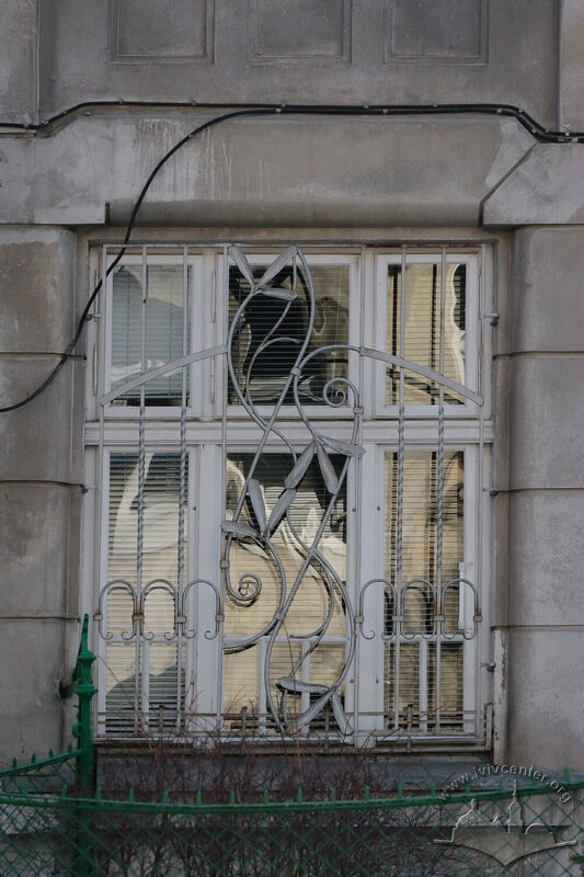 43-03-09--19-picture-7.jpg