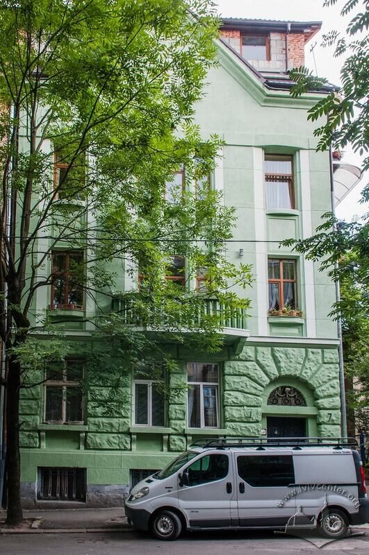 43-03-11--07-picture-2.jpg
