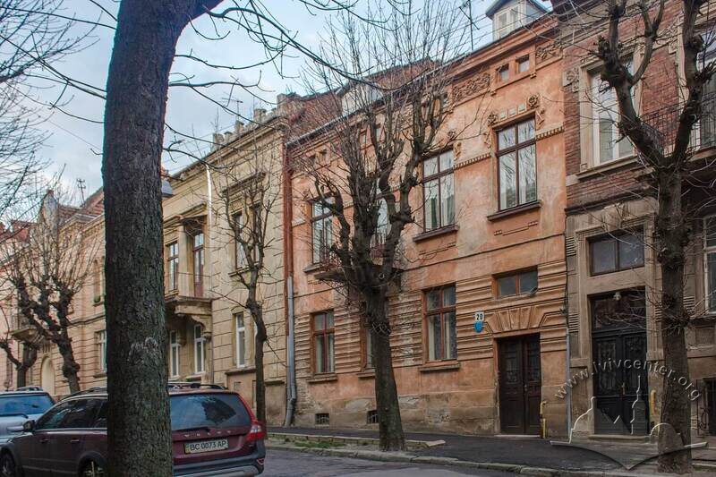 Вул. Вишенського, 20.