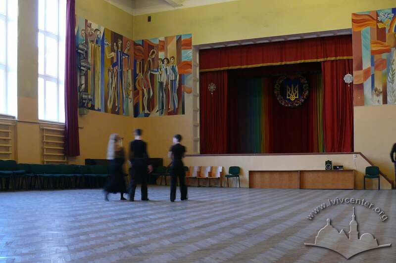 Вул. Личаківська, 99. Інтер'єр