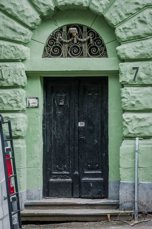 43-03-11--07-picture-5.jpg