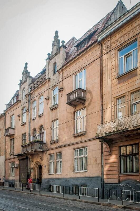 43-03-04--056-picture-2.jpg