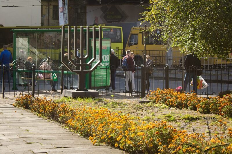 42-04-21--s01-picture-17.jpg