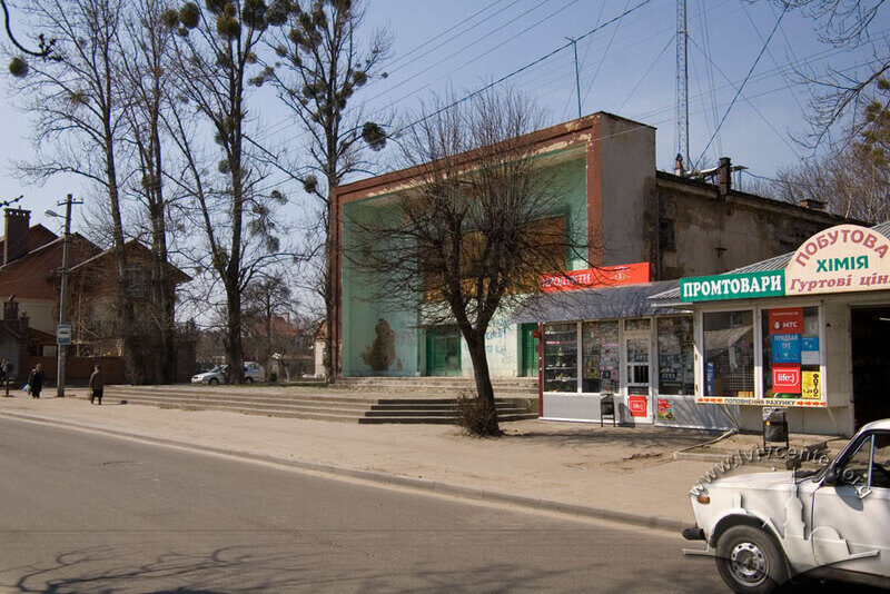 Вул. Повітряна, 20. Вигляд з південного сходу